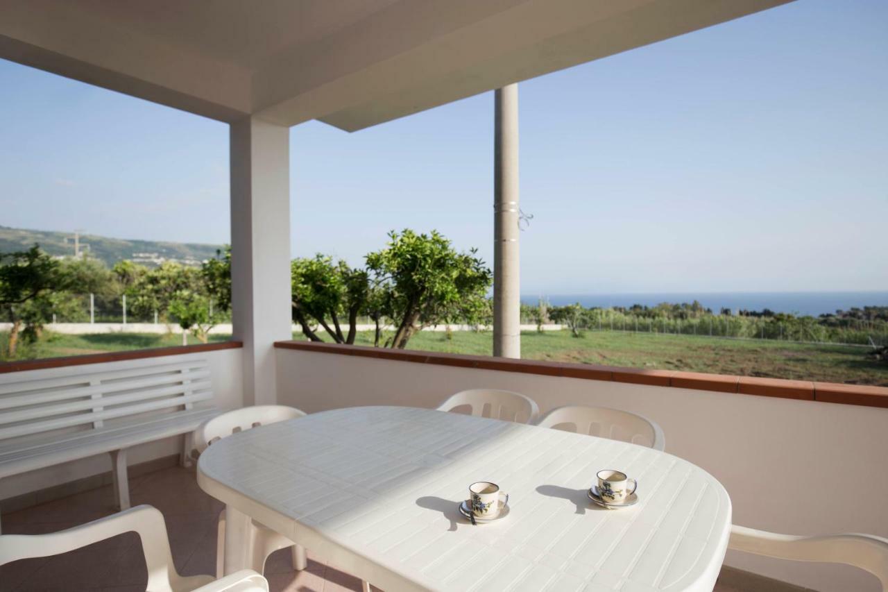 Villa Alice Capo Vaticano Esterno foto
